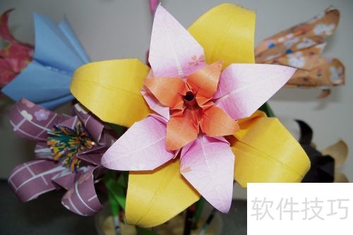 �ֹ���ֽ(��) Origami ���˽ڵ������ֽ��