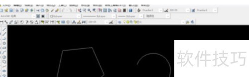 AutoCAD2010怎么使用镜像 AutoCAD2010怎么使用镜像