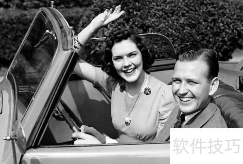 ��ο��ٸ��ڰ���Ƭ��ɫ